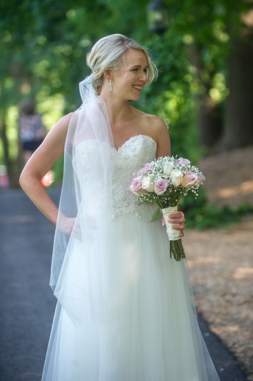 Sturbridge wedding, old sturbridge village. class wedding.  ma wedding photographer.  affordable wedding photography